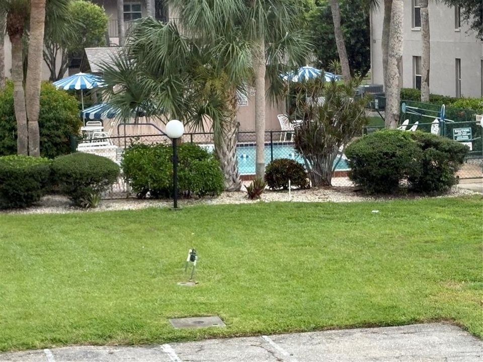 待售: $104,500 (2 贝兹, 1 浴室, 892 平方英尺)