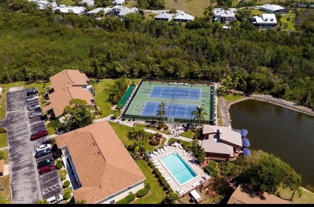 待售: $104,500 (2 贝兹, 1 浴室, 892 平方英尺)