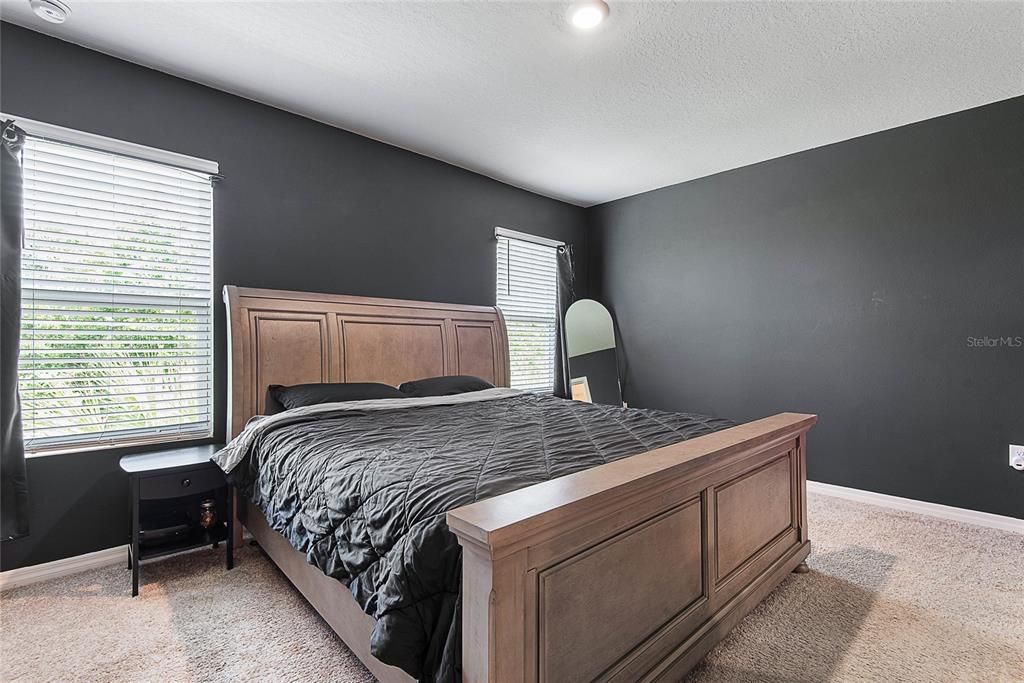 For Sale: $265,000 (3 beds, 2 baths, 1624 Square Feet)