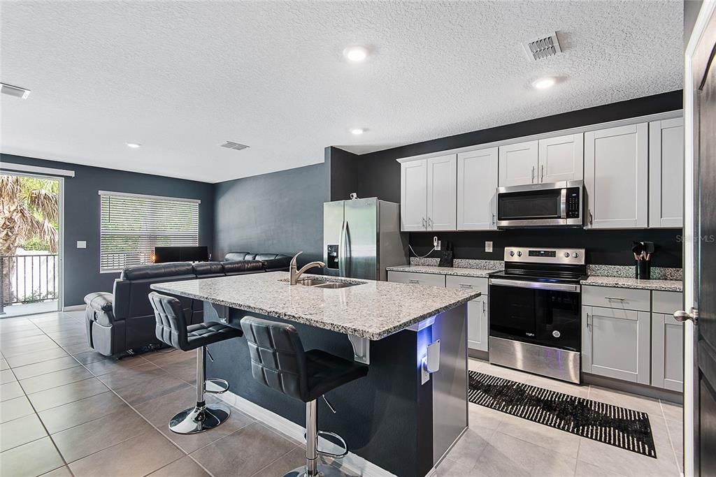 For Sale: $265,000 (3 beds, 2 baths, 1624 Square Feet)