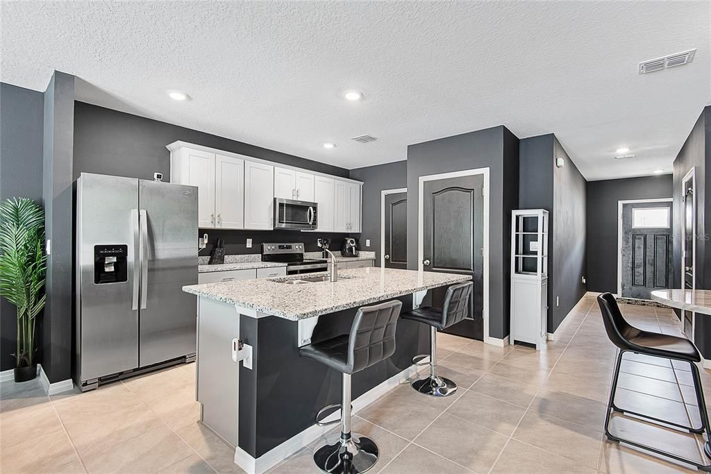 For Sale: $265,000 (3 beds, 2 baths, 1624 Square Feet)