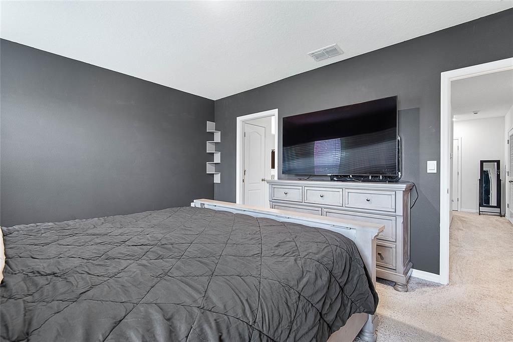 For Sale: $265,000 (3 beds, 2 baths, 1624 Square Feet)