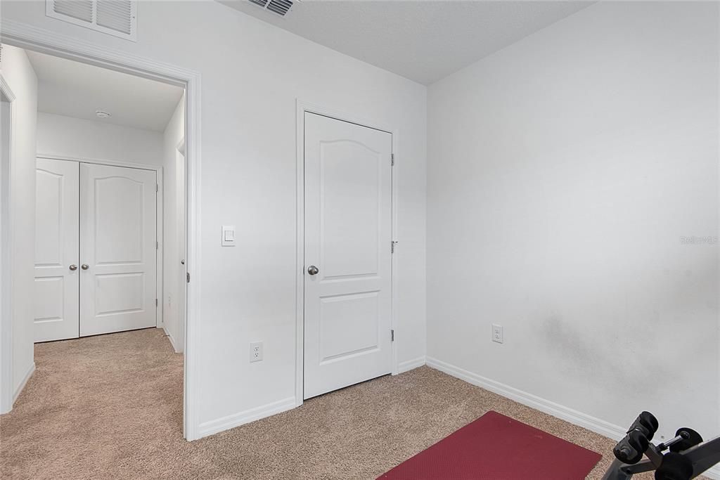 For Sale: $265,000 (3 beds, 2 baths, 1624 Square Feet)