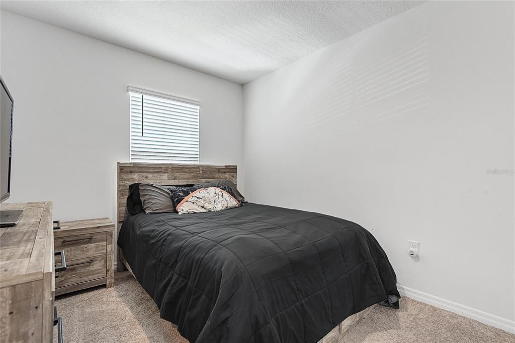 For Sale: $265,000 (3 beds, 2 baths, 1624 Square Feet)