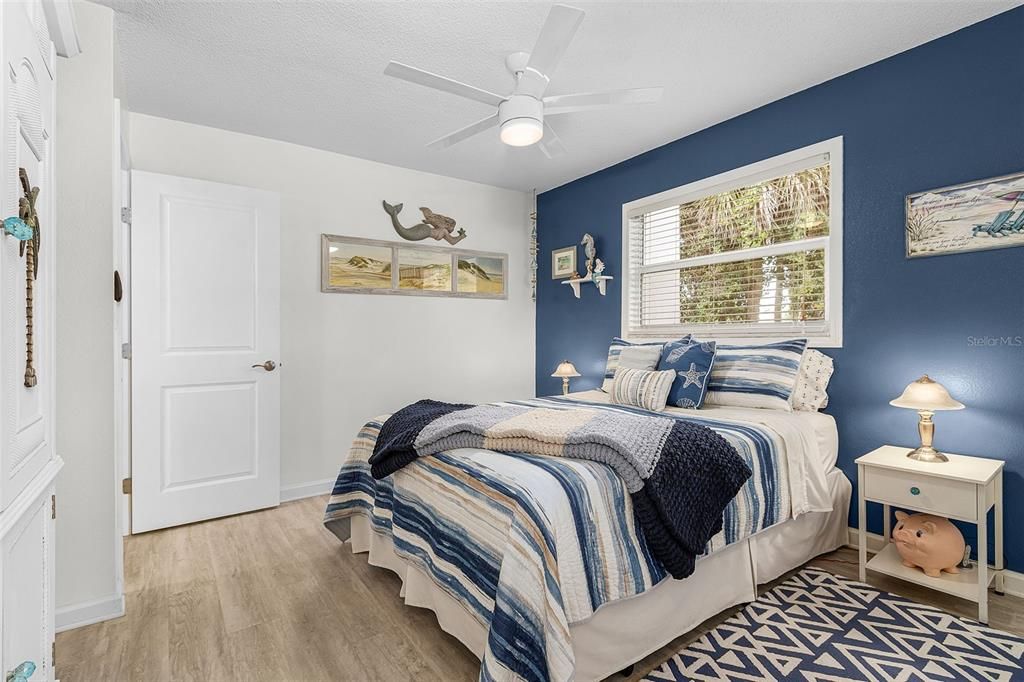 For Sale: $515,000 (2 beds, 2 baths, 1191 Square Feet)