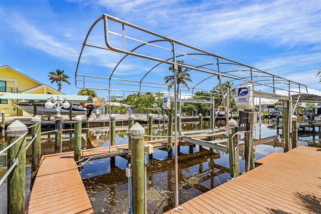 For Sale: $515,000 (2 beds, 2 baths, 1191 Square Feet)