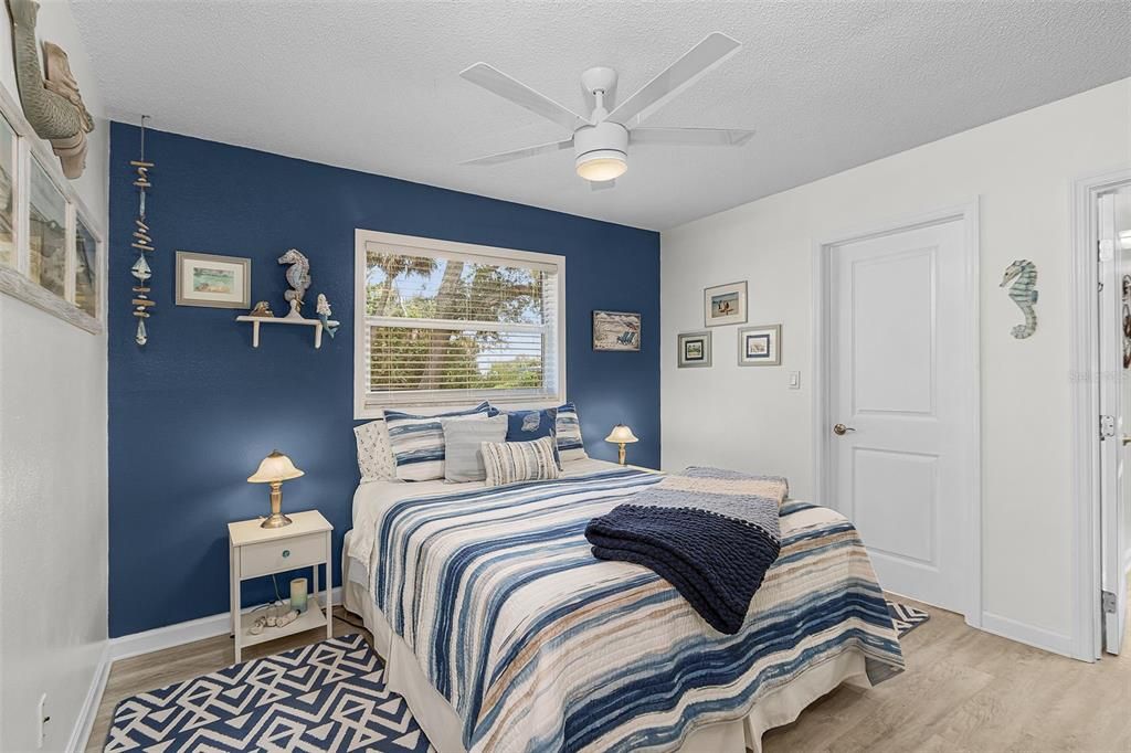 For Sale: $515,000 (2 beds, 2 baths, 1191 Square Feet)