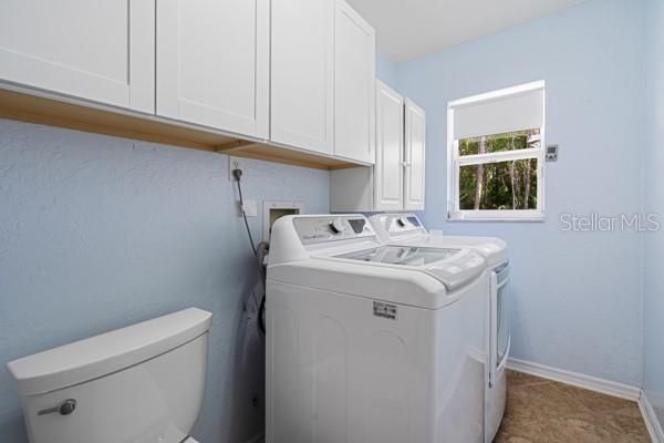 For Sale: $499,900 (3 beds, 2 baths, 2282 Square Feet)