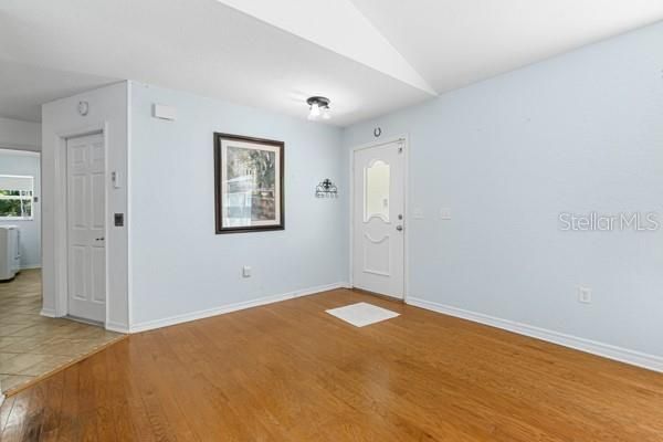 For Sale: $499,900 (3 beds, 2 baths, 2282 Square Feet)