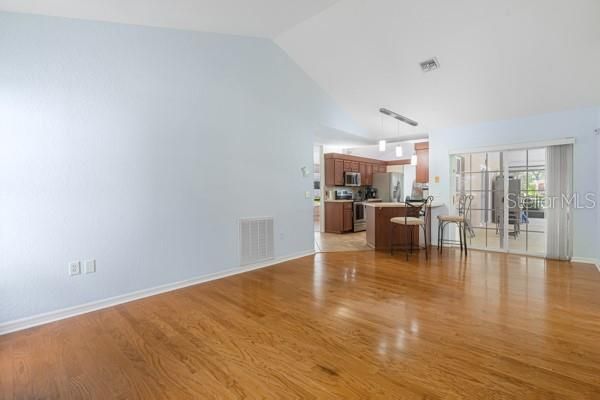 For Sale: $499,900 (3 beds, 2 baths, 2282 Square Feet)