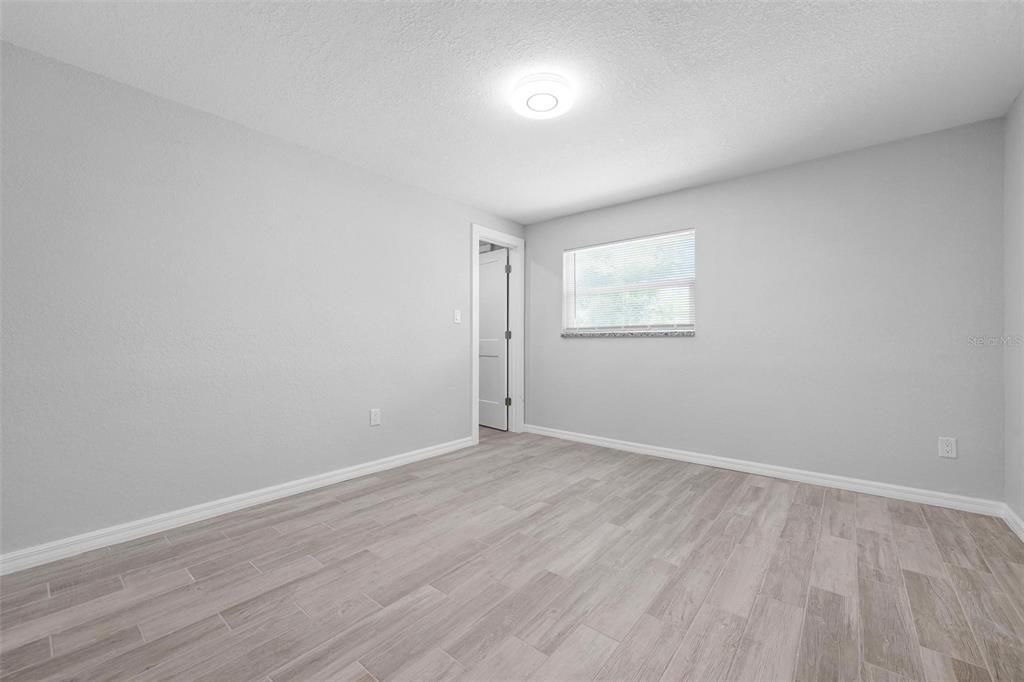 На продажу: $549,500 (5 спален, 0 ванн, 2521 Квадратных фут)