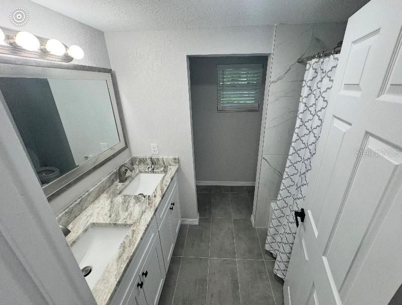 На продажу: $549,500 (5 спален, 0 ванн, 2521 Квадратных фут)