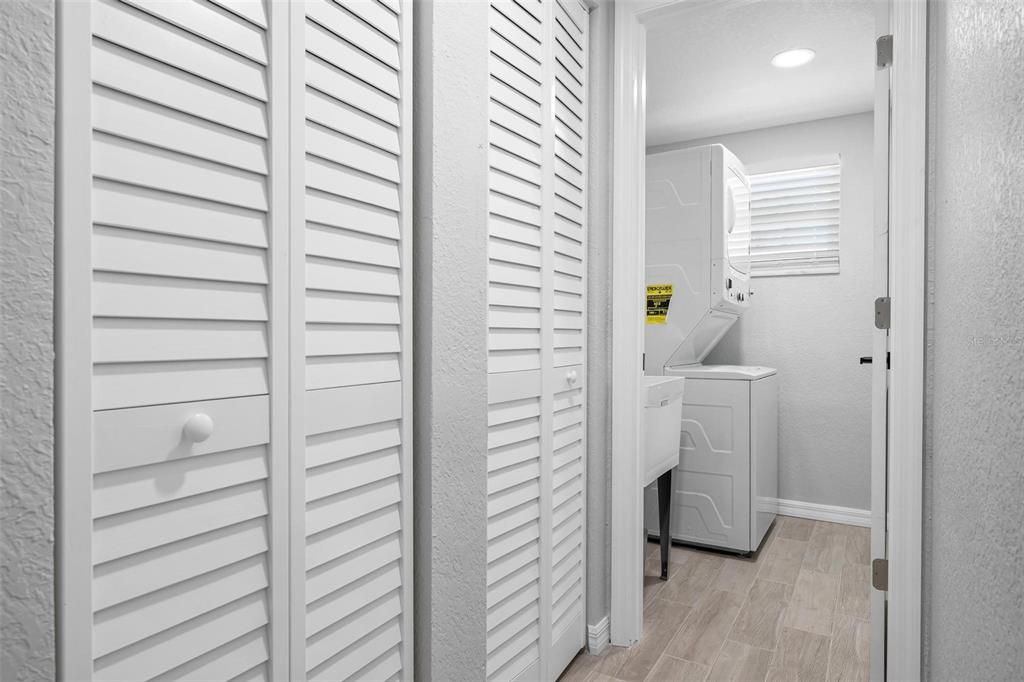 На продажу: $549,500 (5 спален, 0 ванн, 2521 Квадратных фут)