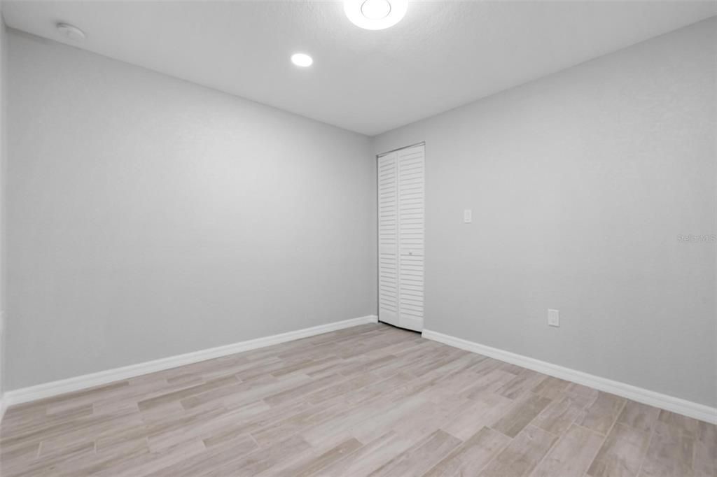 На продажу: $549,500 (5 спален, 0 ванн, 2521 Квадратных фут)