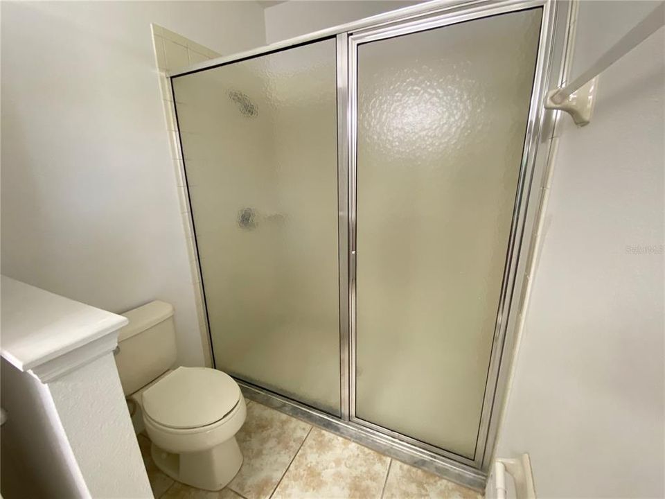 合同活跃: $1,785 (3 贝兹, 2 浴室, 1490 平方英尺)