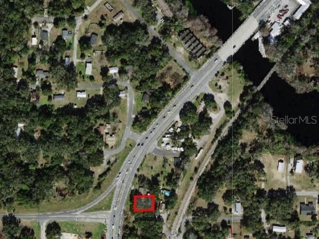 На продажу: $39,000 (0.17 acres)