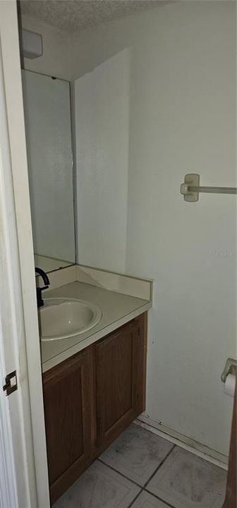 En Venta: $180,000 (2 camas, 2 baños, 1316 Pies cuadrados)