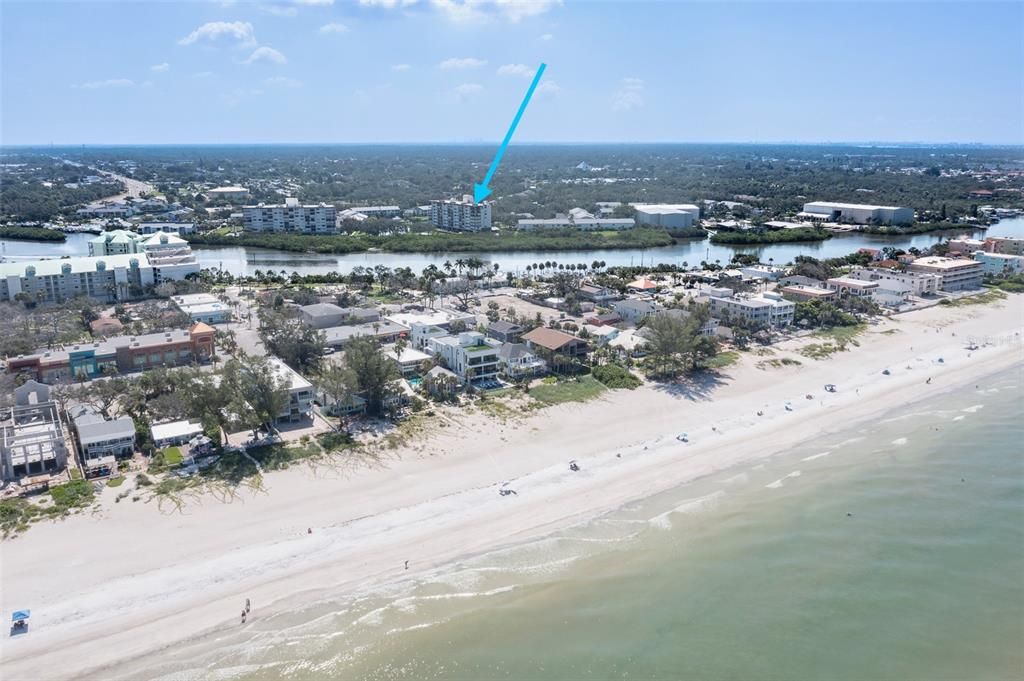 For Sale: $519,000 (2 beds, 2 baths, 1445 Square Feet)