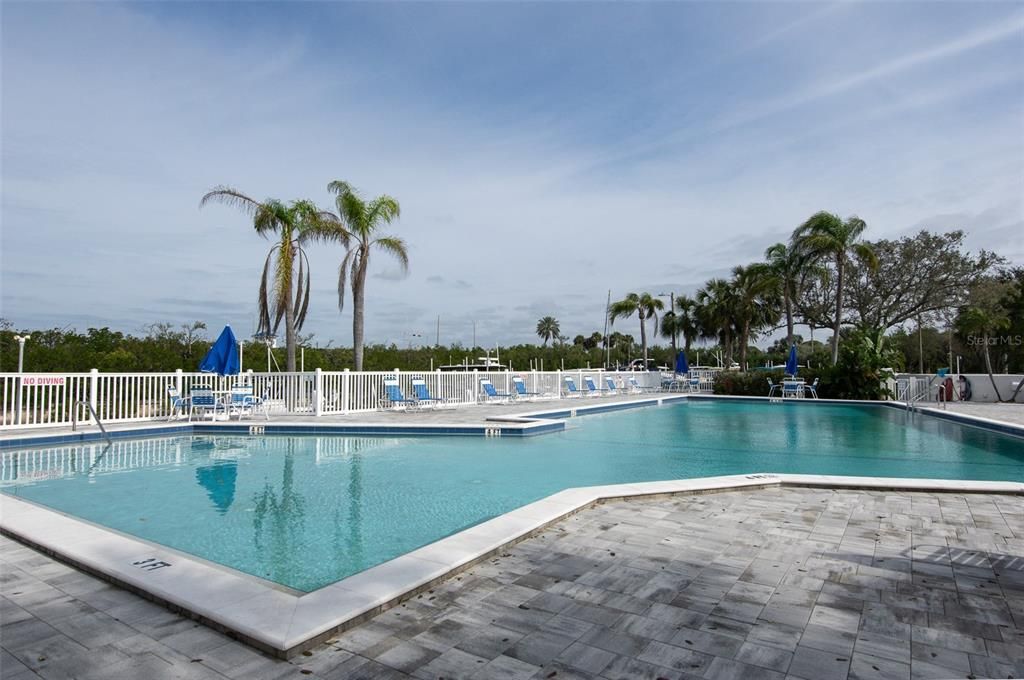 For Sale: $519,000 (2 beds, 2 baths, 1445 Square Feet)