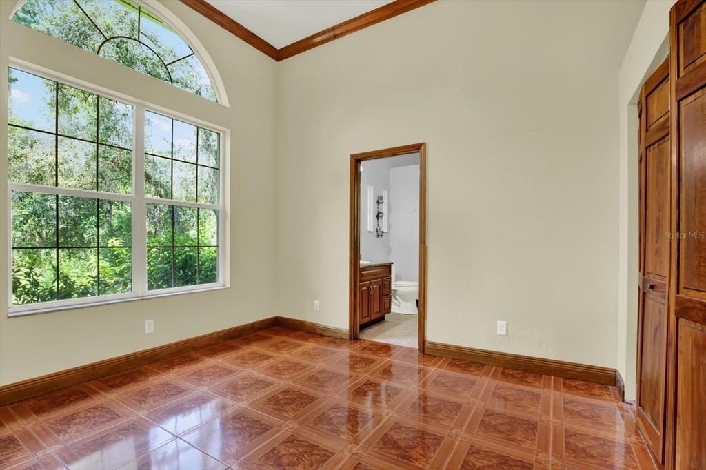 For Sale: $565,000 (3 beds, 2 baths, 2242 Square Feet)