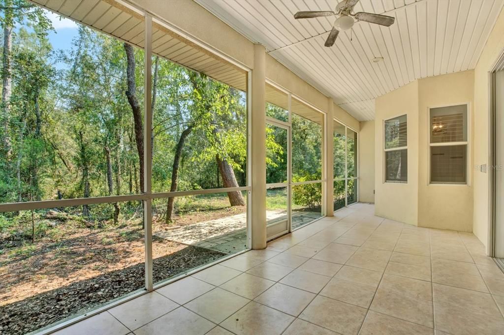 For Sale: $565,000 (3 beds, 2 baths, 2242 Square Feet)