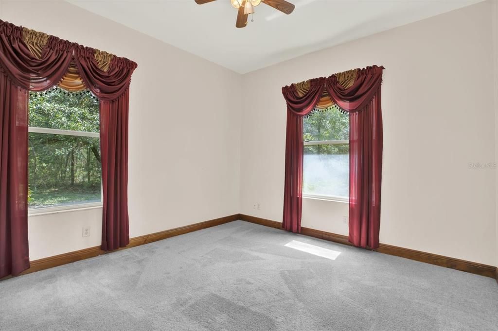 For Sale: $565,000 (3 beds, 2 baths, 2242 Square Feet)