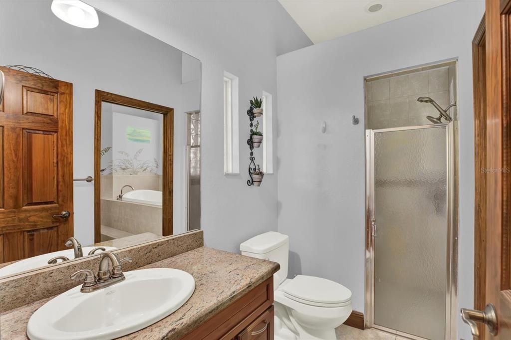 For Sale: $565,000 (3 beds, 2 baths, 2242 Square Feet)