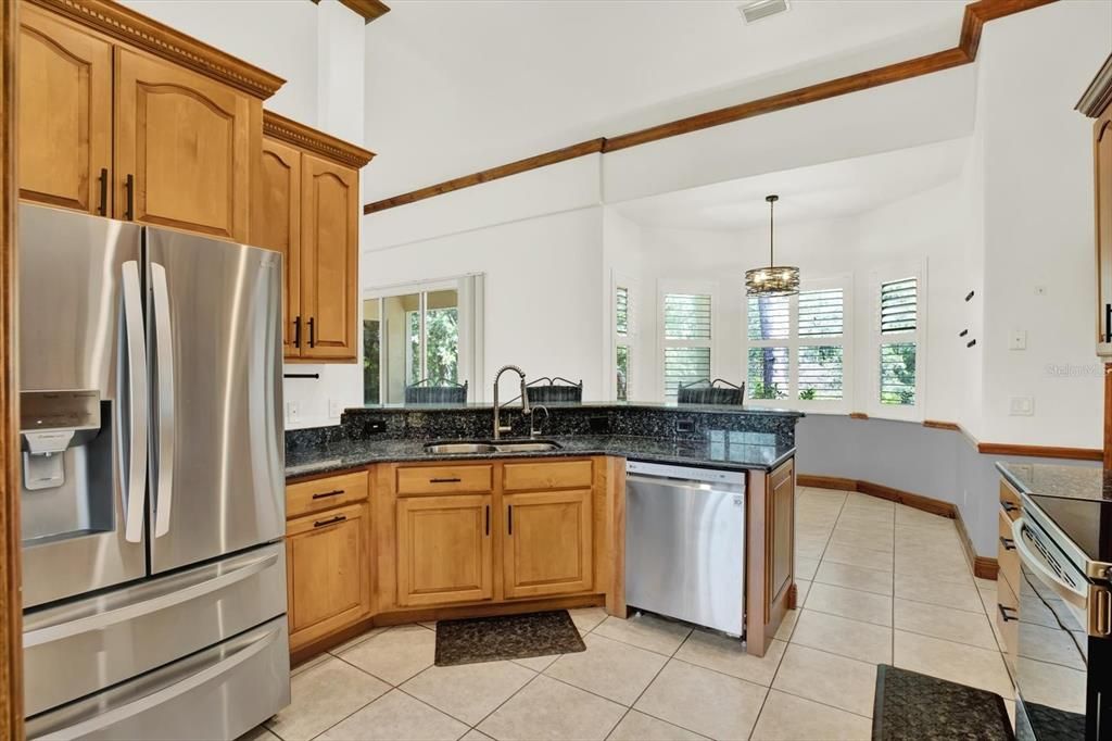 For Sale: $565,000 (3 beds, 2 baths, 2242 Square Feet)