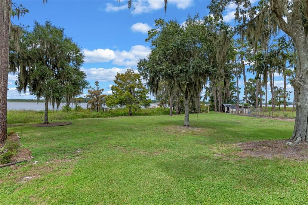 For Sale: $1,250,000 (3 beds, 3 baths, 2261 Square Feet)