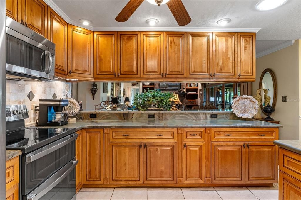 For Sale: $1,250,000 (3 beds, 3 baths, 2261 Square Feet)