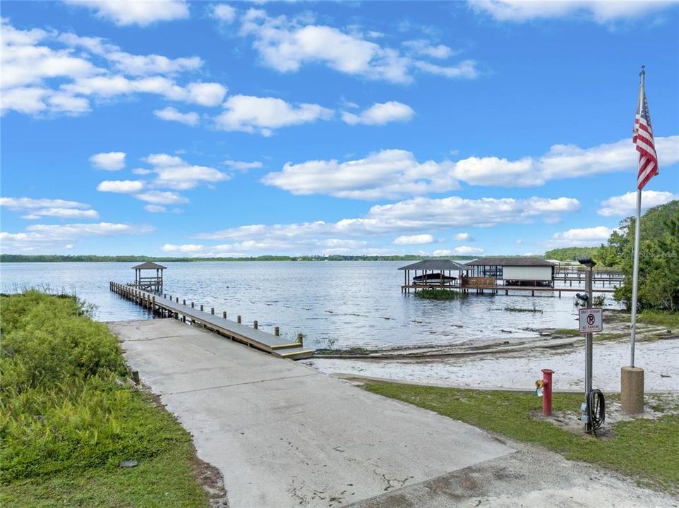 For Sale: $1,250,000 (3 beds, 3 baths, 2261 Square Feet)