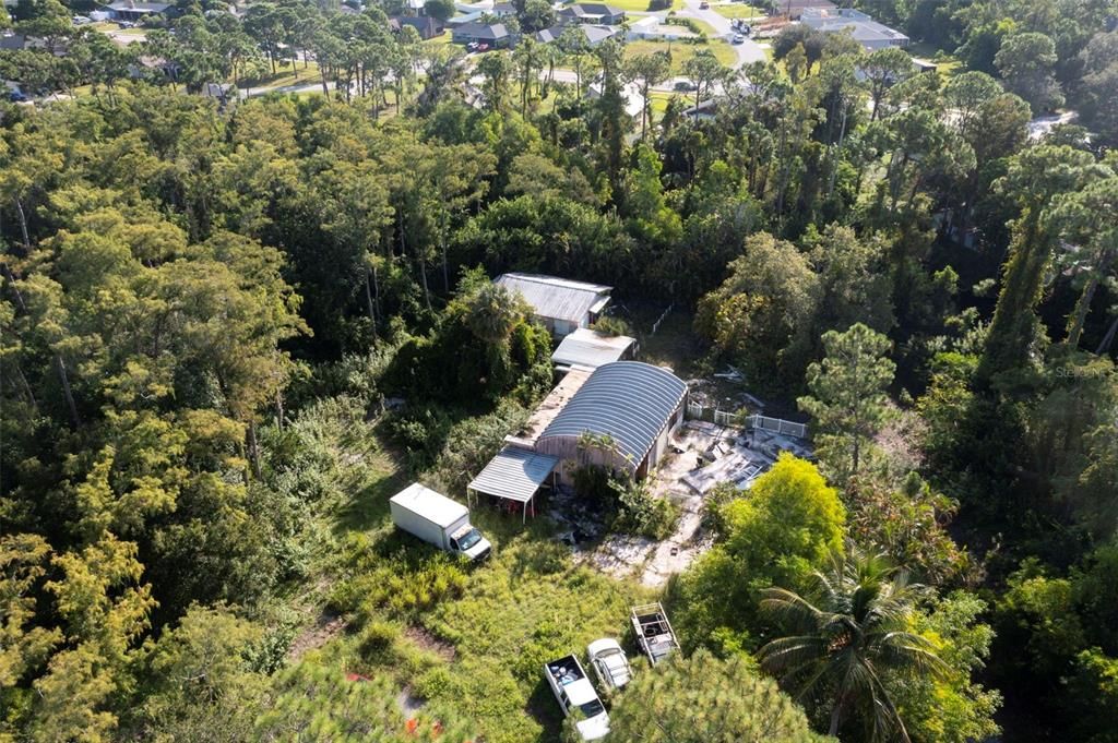 На продажу: $1,100,000 (14.62 acres)