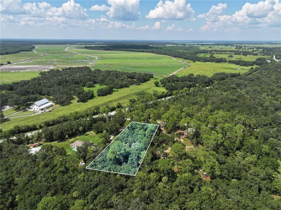 For Sale: $44,700 (0.94 acres)