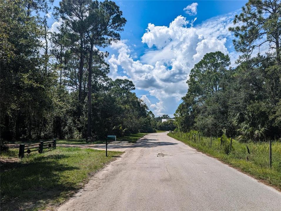 For Sale: $44,700 (0.94 acres)