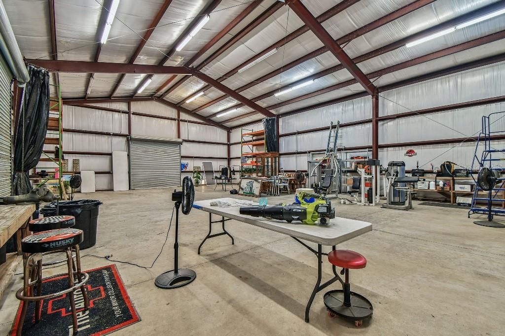 For Sale: $1,100,000 (5 beds, 3 baths, 4640 Square Feet)