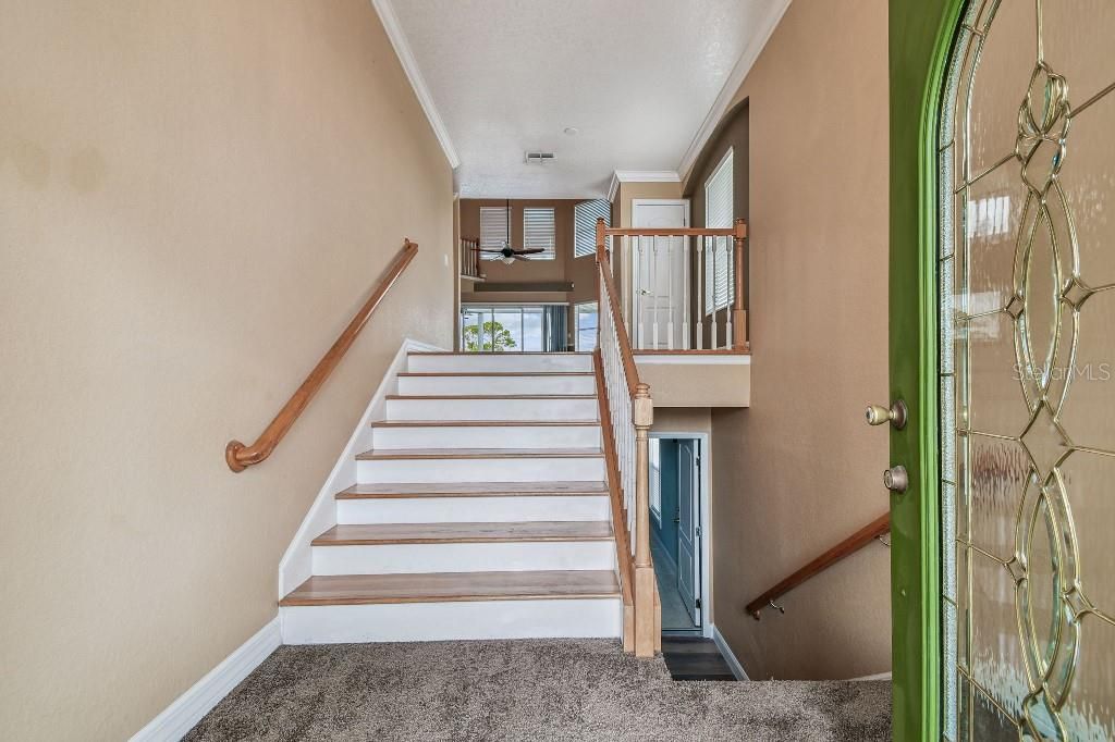 For Sale: $1,100,000 (5 beds, 3 baths, 4640 Square Feet)