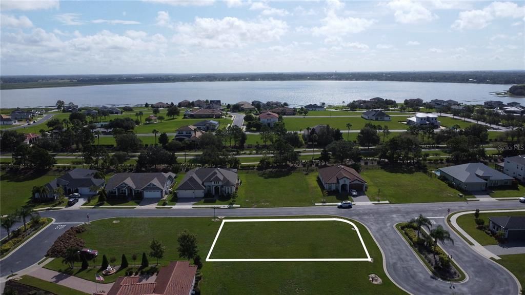 На продажу: $88,000 (0.24 acres)