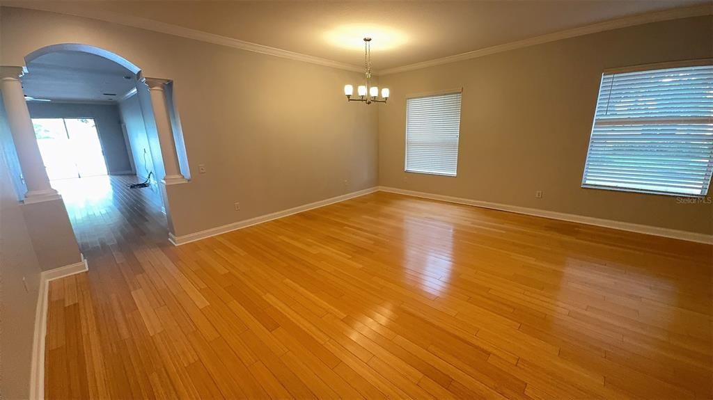 For Rent: $2,900 (4 beds, 2 baths, 2200 Square Feet)