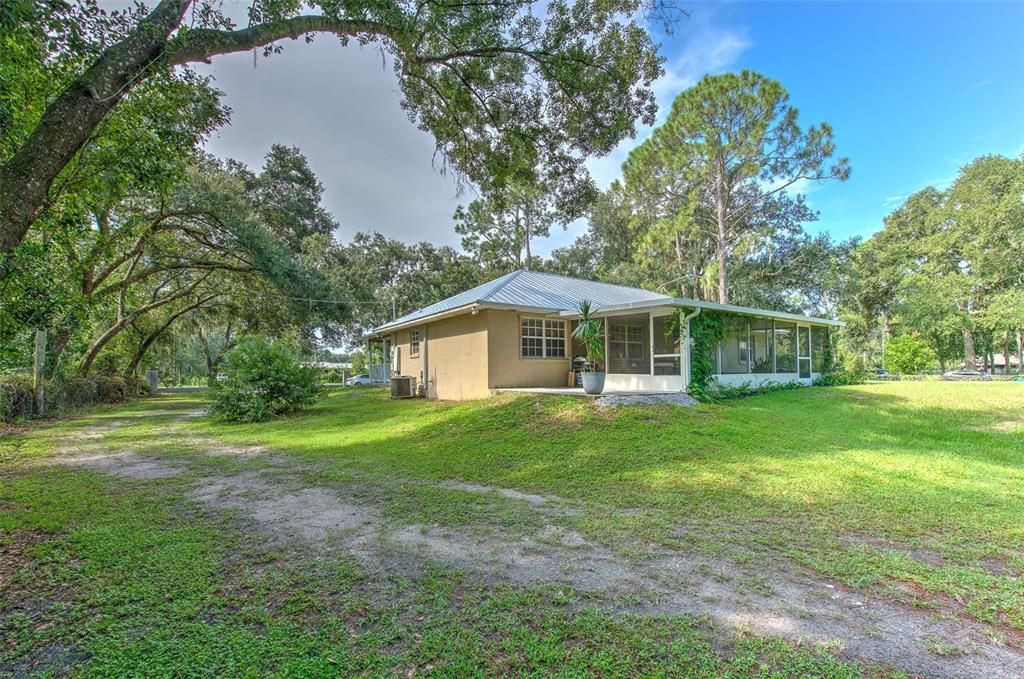 待售: $725,000 (3 贝兹, 2 浴室, 1610 平方英尺)