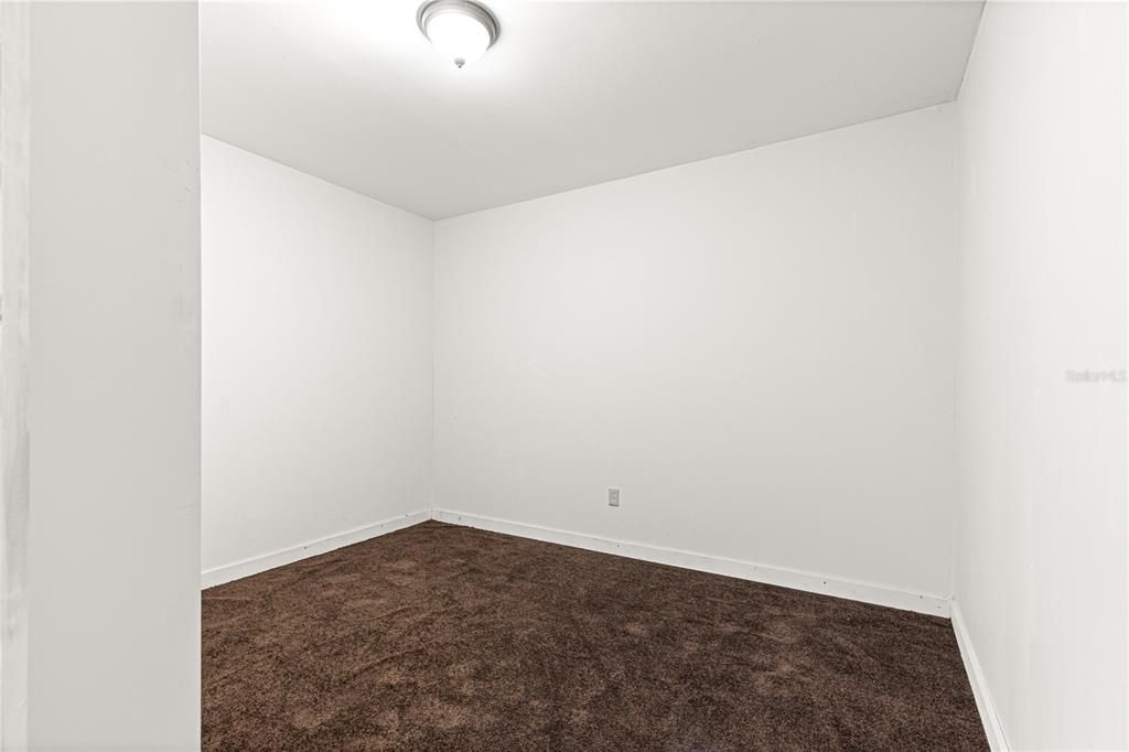 For Sale: $495,000 (4 beds, 2 baths, 1952 Square Feet)