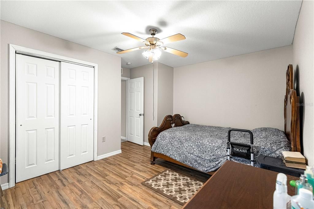 For Sale: $495,000 (4 beds, 2 baths, 1952 Square Feet)