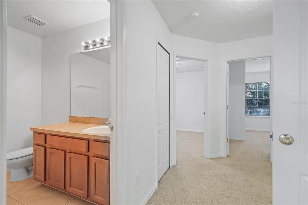 Под контрактом: $2,400 (3 спален, 2 ванн, 2248 Квадратных фут)