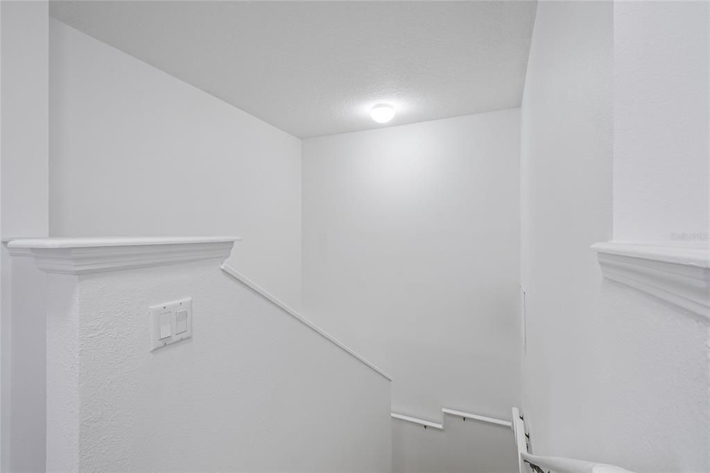 Под контрактом: $2,400 (3 спален, 2 ванн, 2248 Квадратных фут)