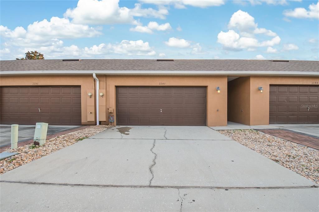 Под контрактом: $2,400 (3 спален, 2 ванн, 2248 Квадратных фут)