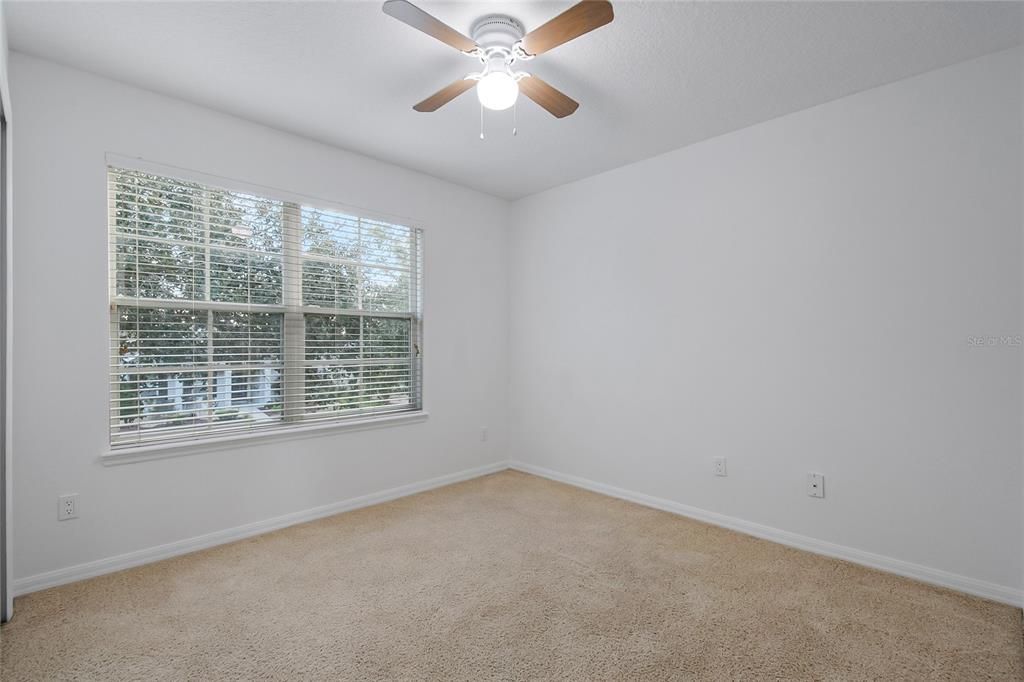 Под контрактом: $2,400 (3 спален, 2 ванн, 2248 Квадратных фут)