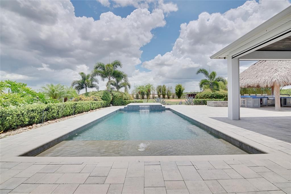 For Sale: $1,370,000 (5 beds, 4 baths, 3992 Square Feet)