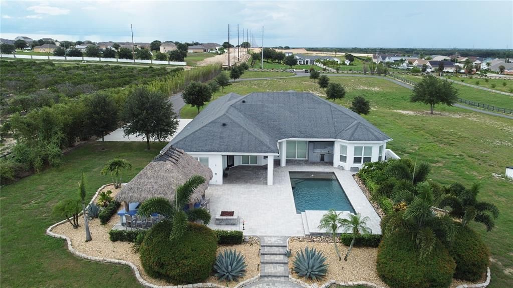 For Sale: $1,370,000 (5 beds, 4 baths, 3992 Square Feet)