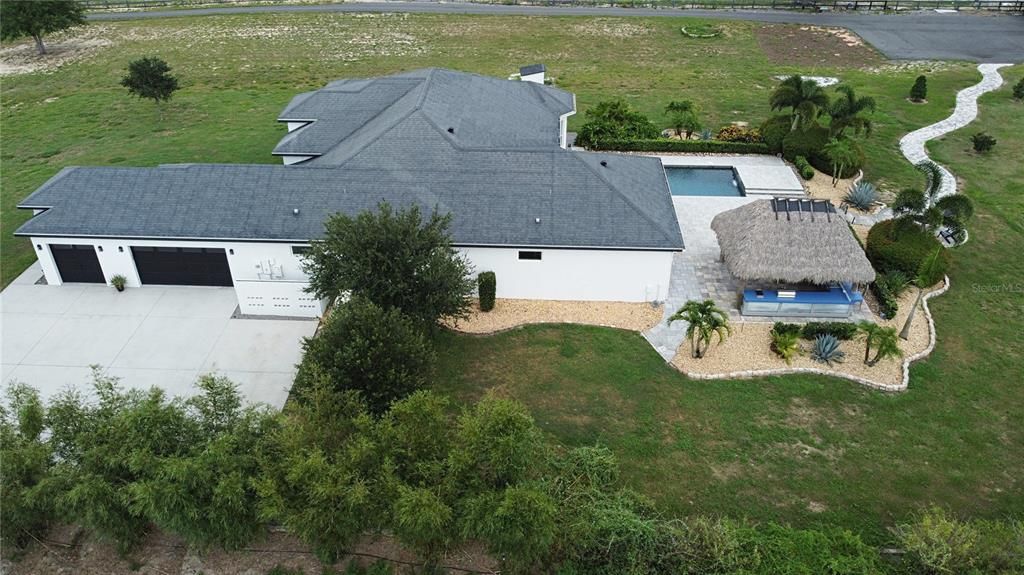 For Sale: $1,370,000 (5 beds, 4 baths, 3992 Square Feet)