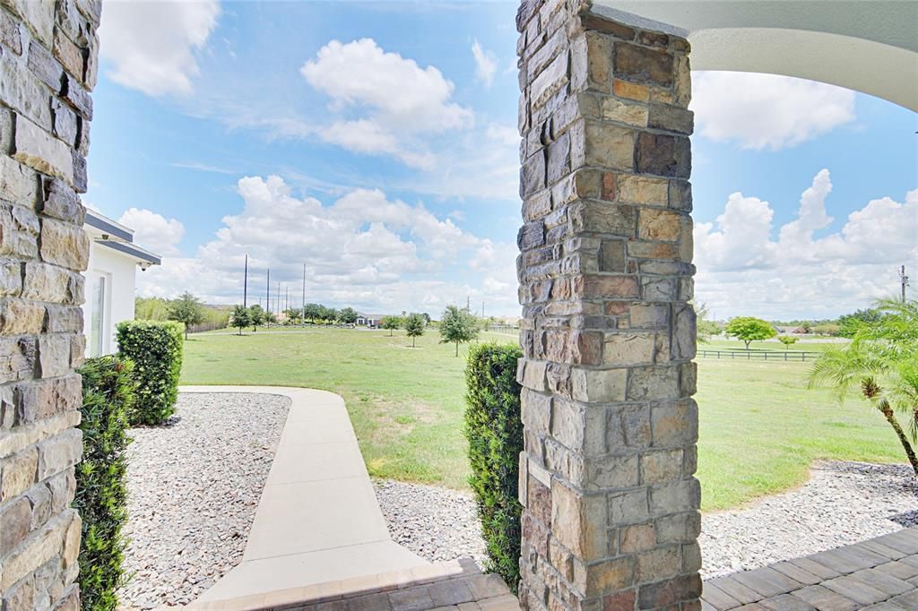 For Sale: $1,370,000 (5 beds, 4 baths, 3992 Square Feet)