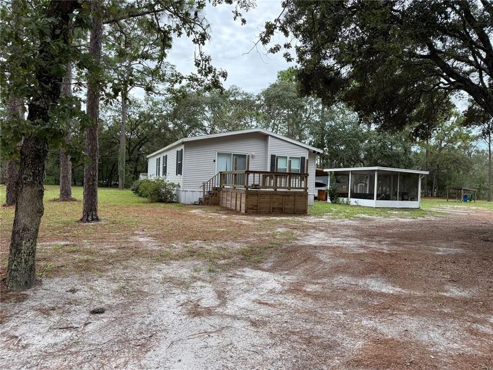 Active With Contract: $294,000 (2 beds, 2 baths, 1305 Square Feet)